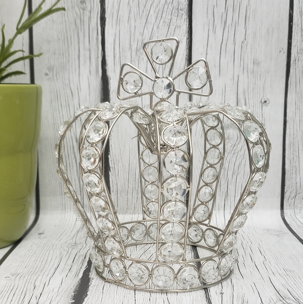 Beautiful Silver and Gem Crown Topper